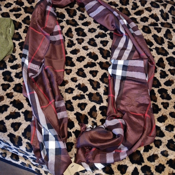 Burberry London Brown Tartan check print Scarf new with tag - Picture 3 of 10